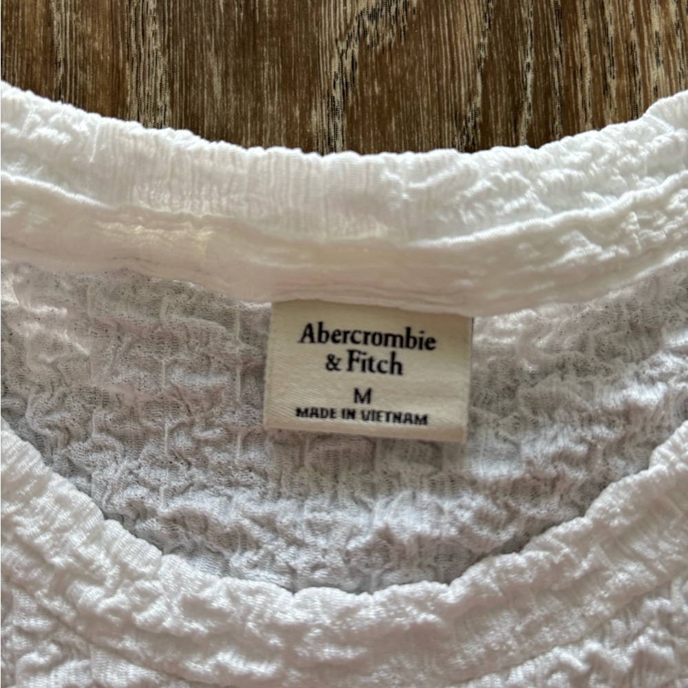 Abercrombie & Fitch Textured Short Sleeve Tee - Picture 3 of 4